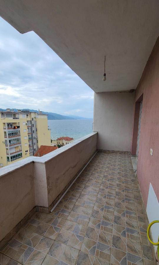 Lucky'S Apartment, A Place To Be Pogradec Esterno foto